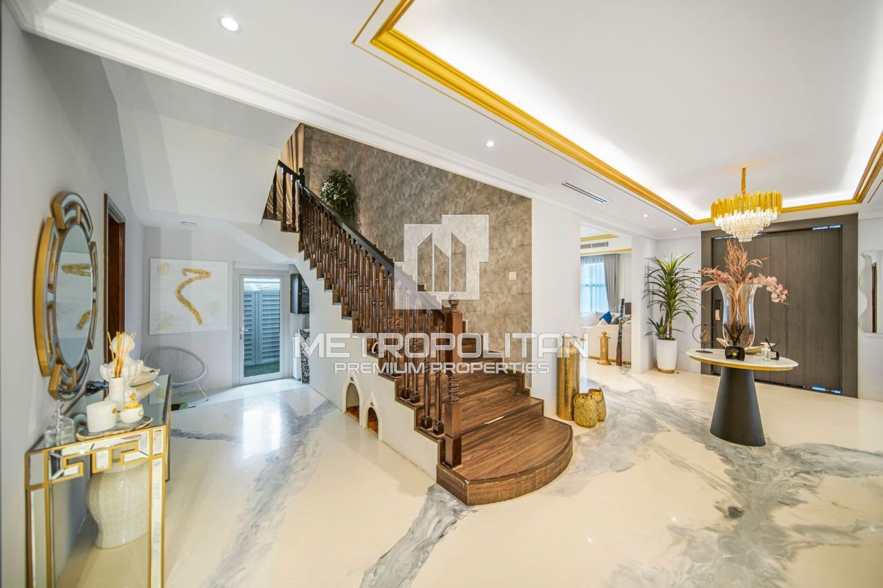 Вилла в Дубае, ОАЭ, 650 м2 фото 3