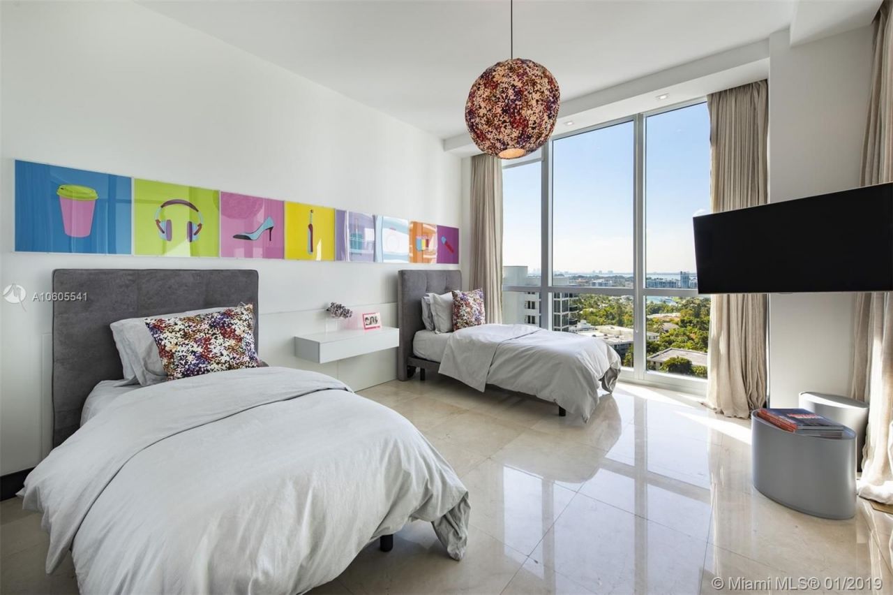 Квартира в Майами, США, 300 м2 фото 4
