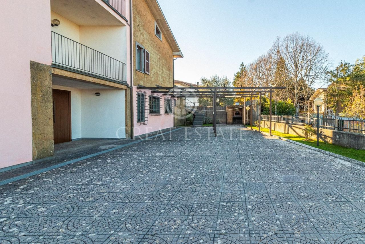 Дом в Витербо, Италия, 313.8 м2 фото 5