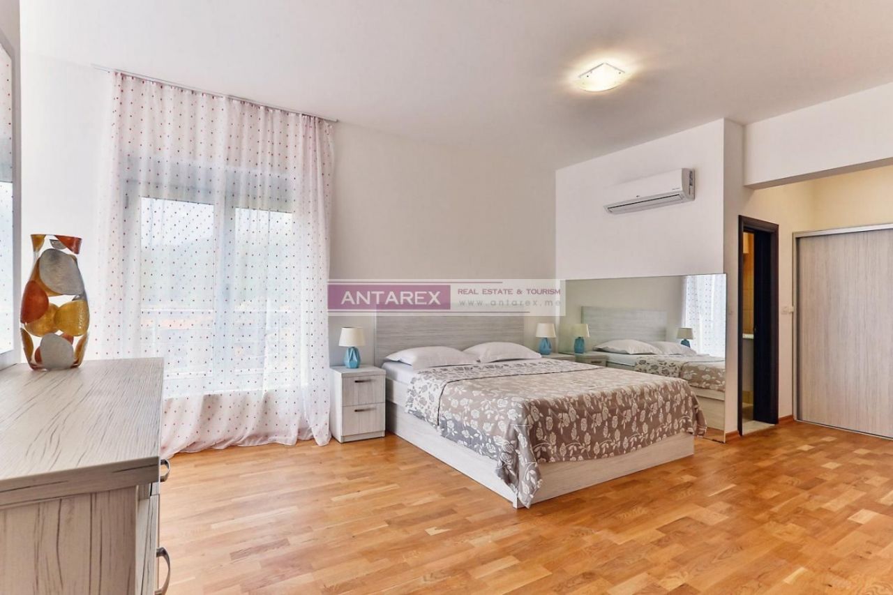 Апартаменты в Рафаиловичах, Черногория, 90 м2 фото 4