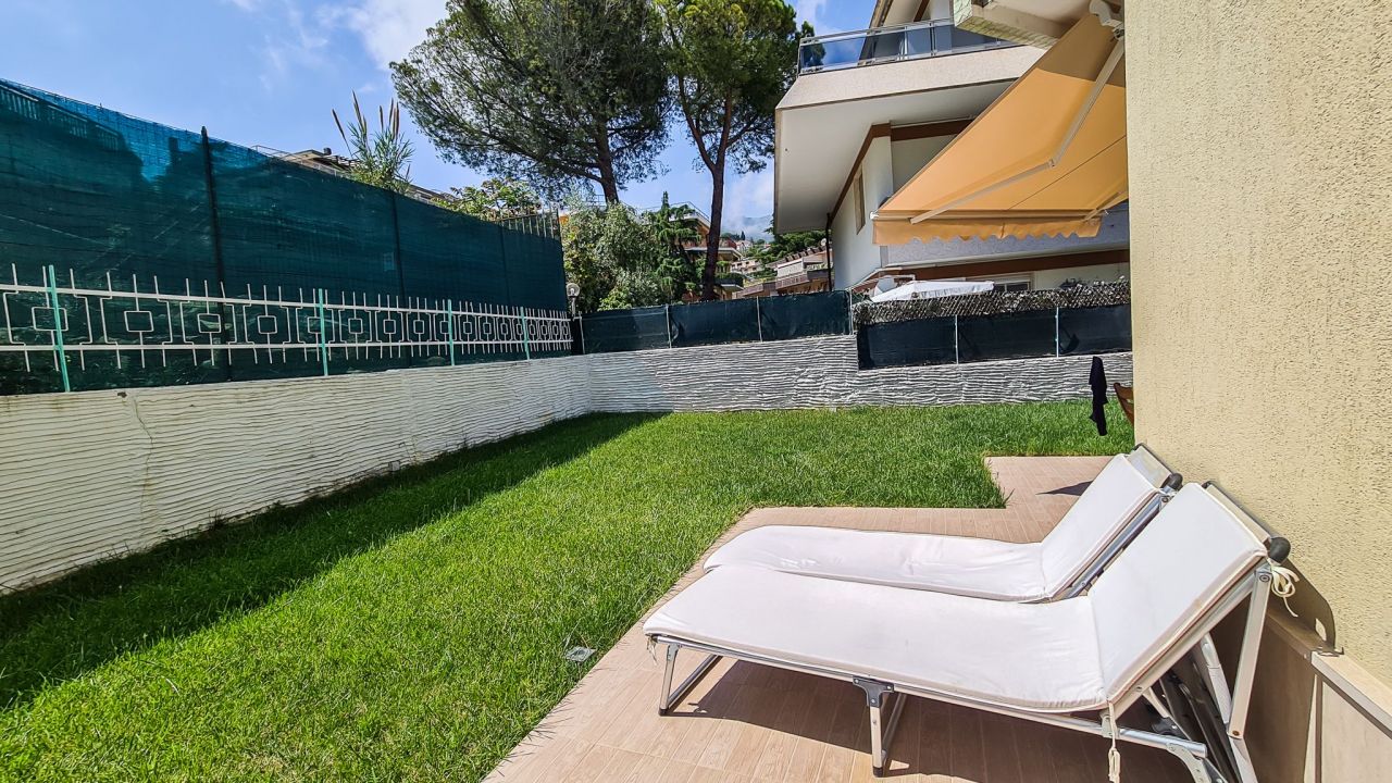 Апартаменты в Сан-Ремо, Италия, 85 м2 фото 2