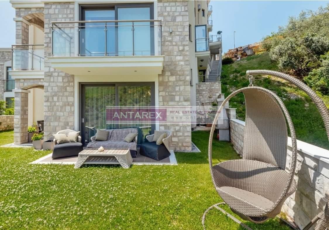 Апартаменты в Бечичи, Черногория, 80 м2 фото 2