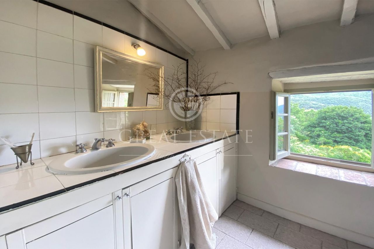 Дом Loro Ciuffenna, Италия, 160 м2 фото 5