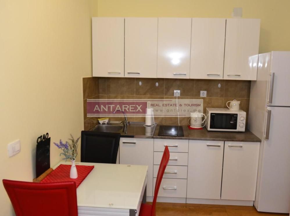 Апартаменты в Тивате, Черногория, 40 м2 фото 3