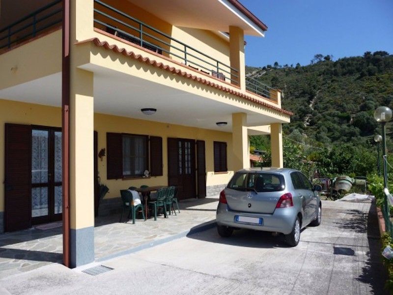 Вилла в Сан-Ремо, Италия, 230 м2 фото 2