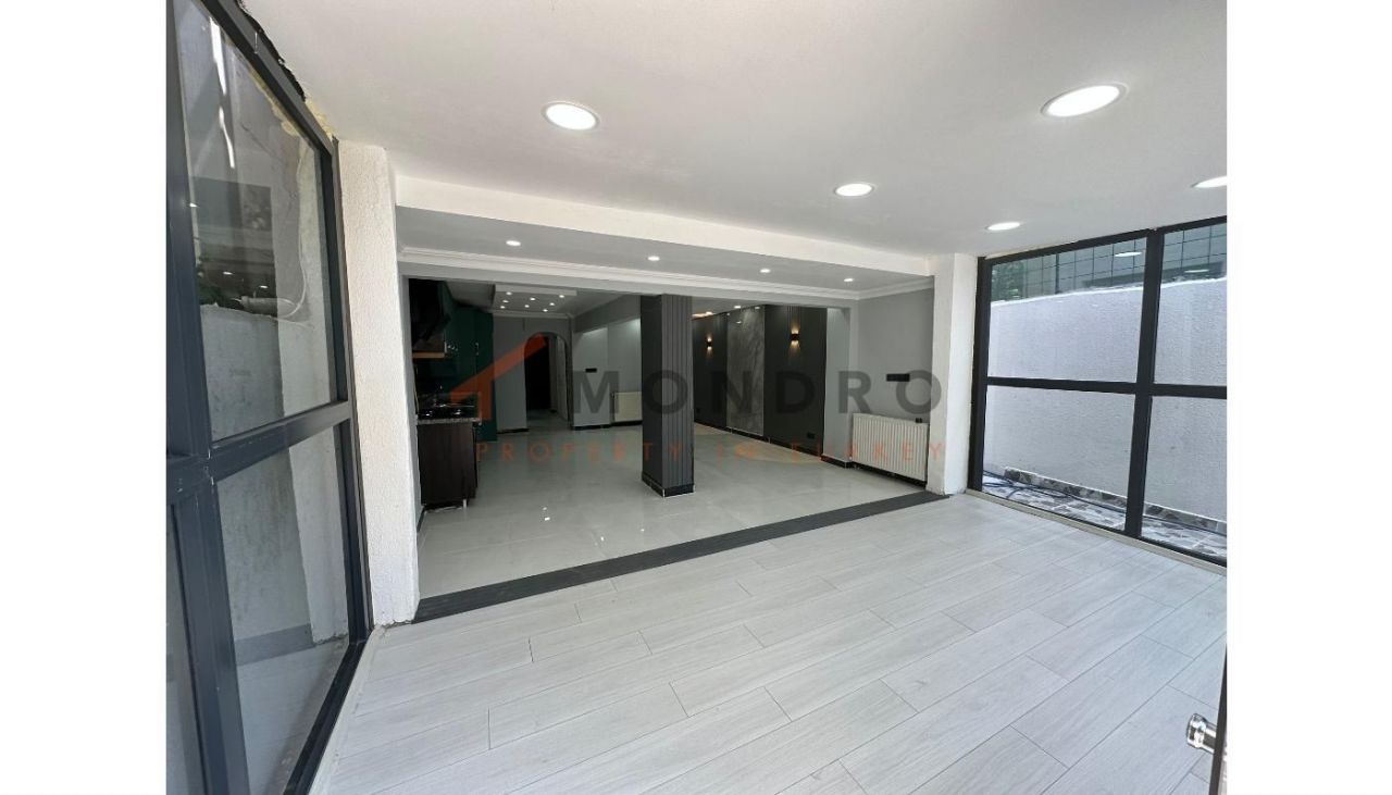 Квартира в Стамбуле, Турция, 200 м2 фото 4