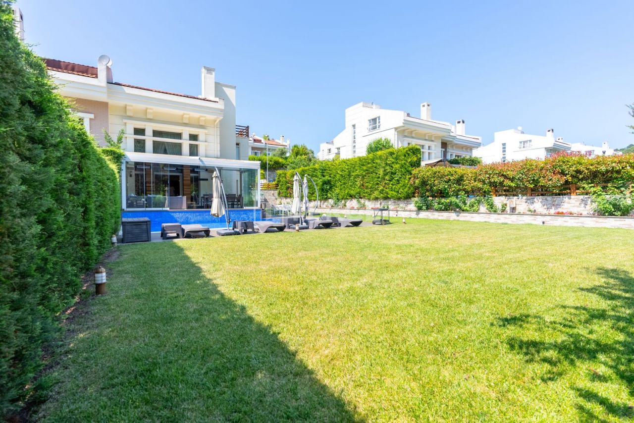 Вилла в Стамбуле, Турция, 320 м2 фото 4
