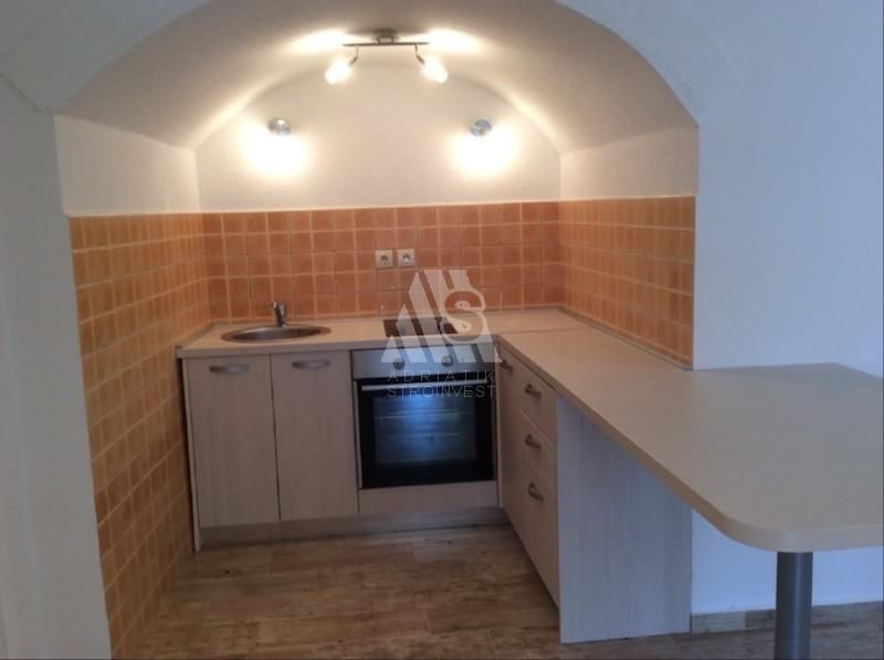 Квартира в Бечичи, Черногория, 70 м2 фото 4