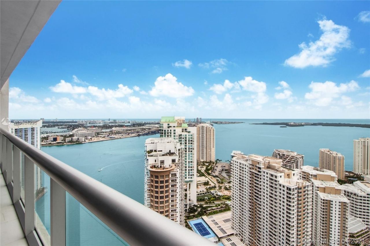 Квартира в Майами, США, 130 м2 фото 2