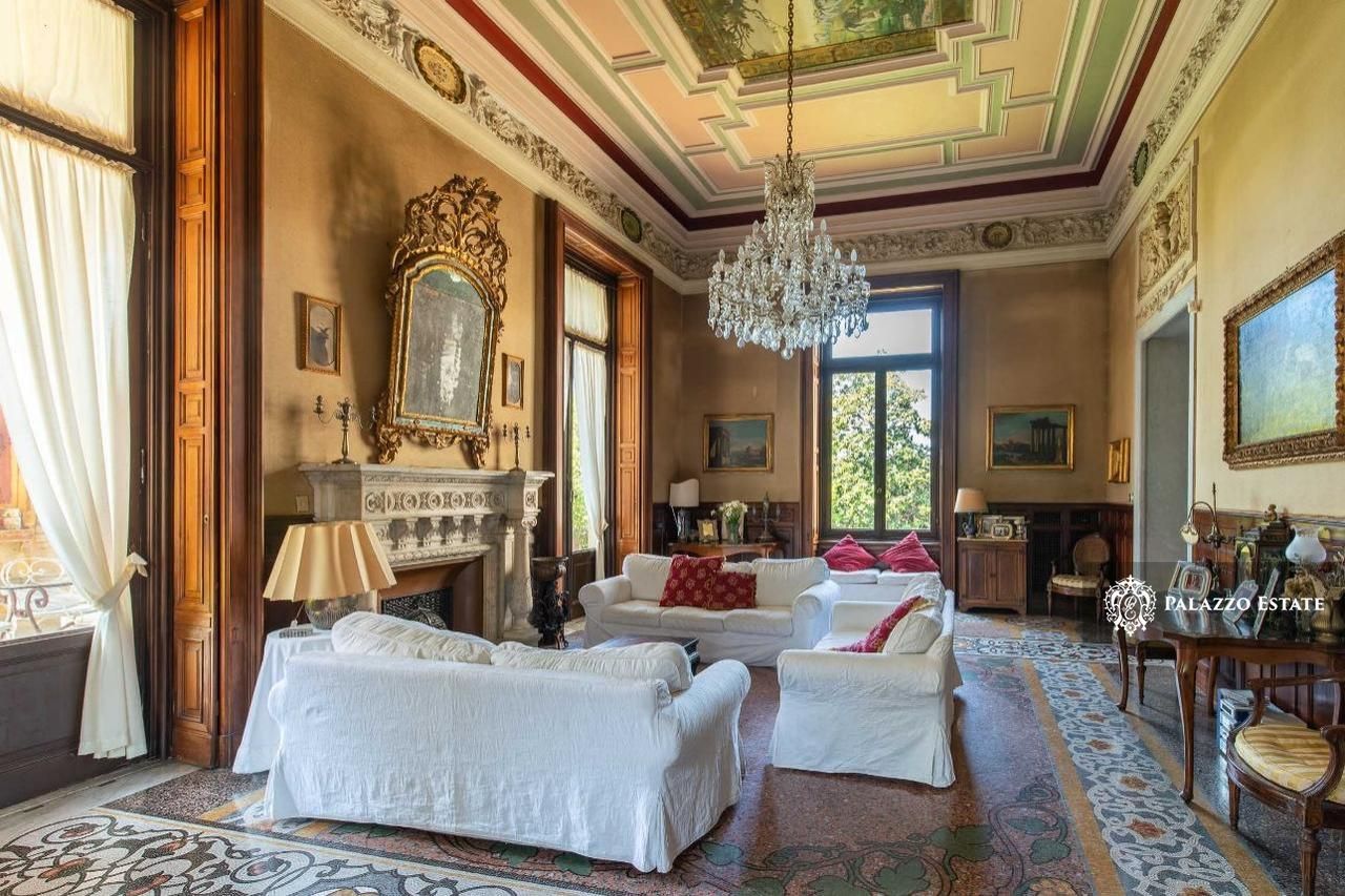 Апартаменты в Генуе, Италия, 600 м2 фото 3