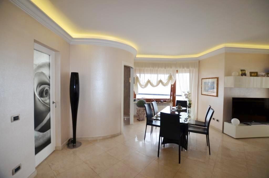 Апартаменты в Сан-Ремо, Италия, 110 м2 фото 4