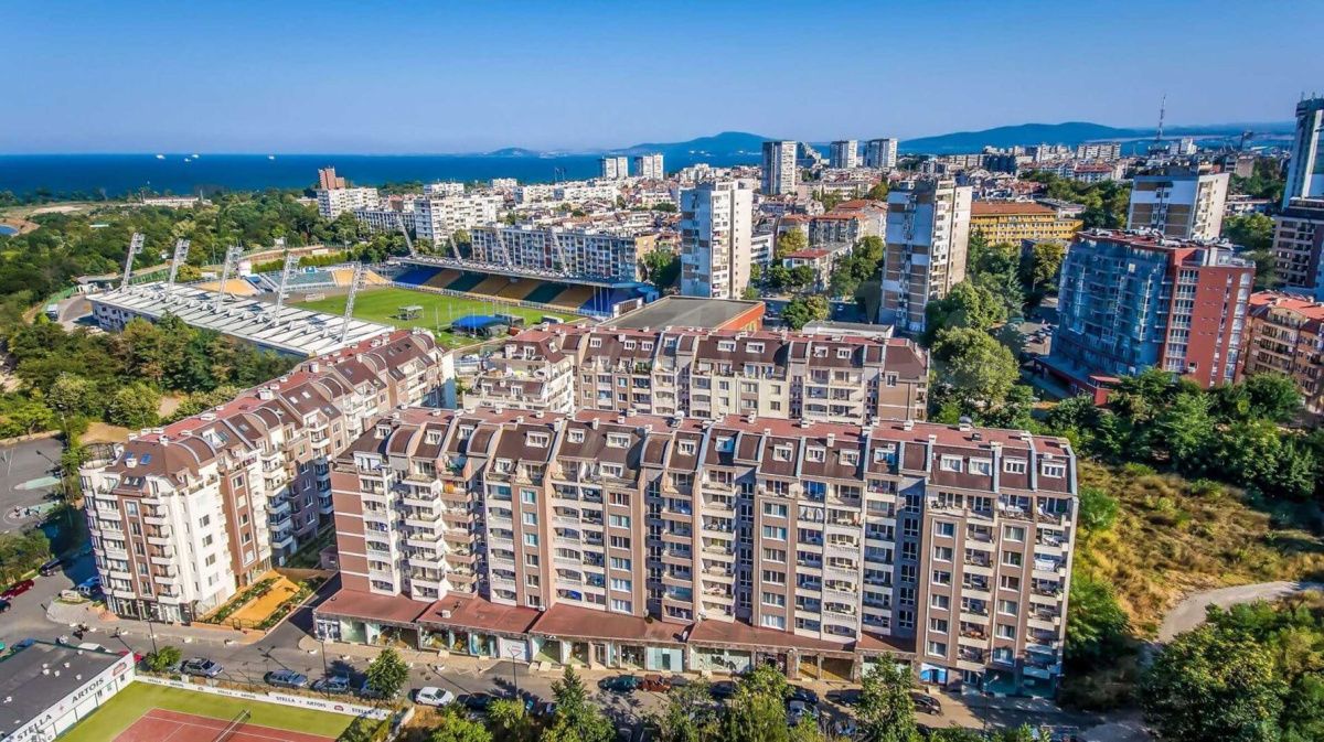 Квартира в Бургасе, Болгария, 115 м2 фото 1