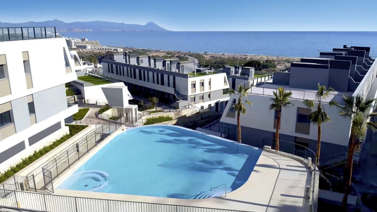 Апартаменты в Гран-Алакант, Испания, 67 м2 фото 2