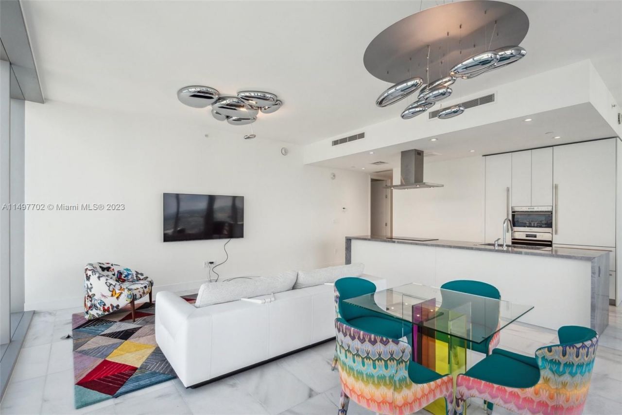 Квартира в Майами, США, 130 м2 фото 2