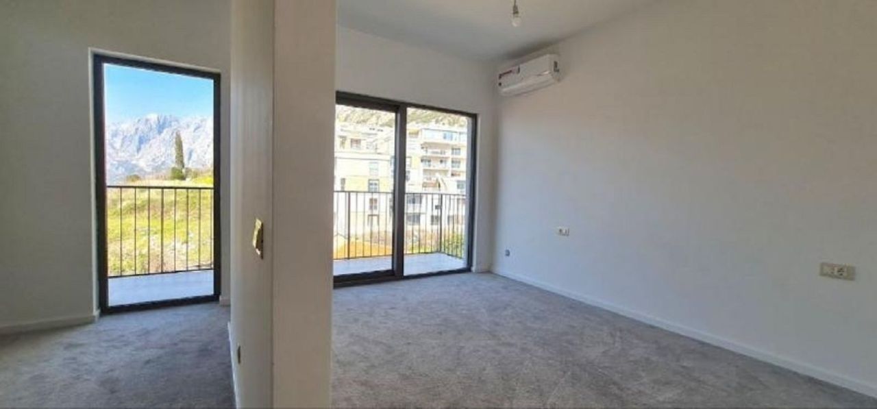 Квартира в Которе, Черногория, 109 м2 фото 2