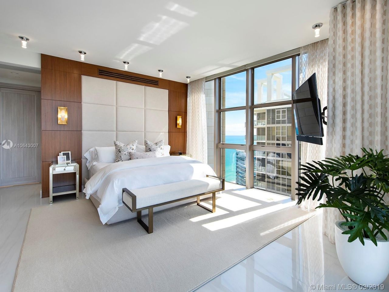 Квартира в Майами, США, 310 м2 фото 3
