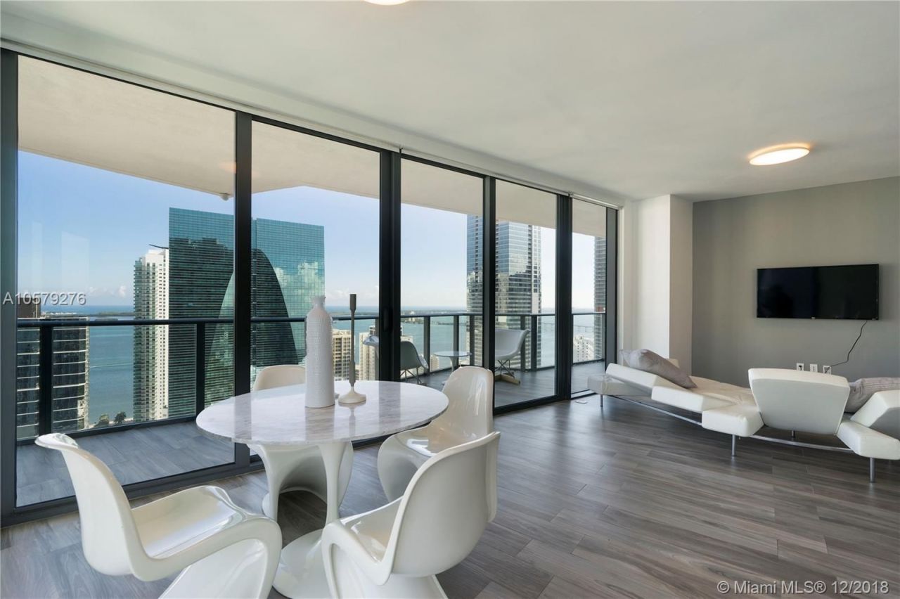 Апартаменты в Майами, США, 140 м2 фото 2