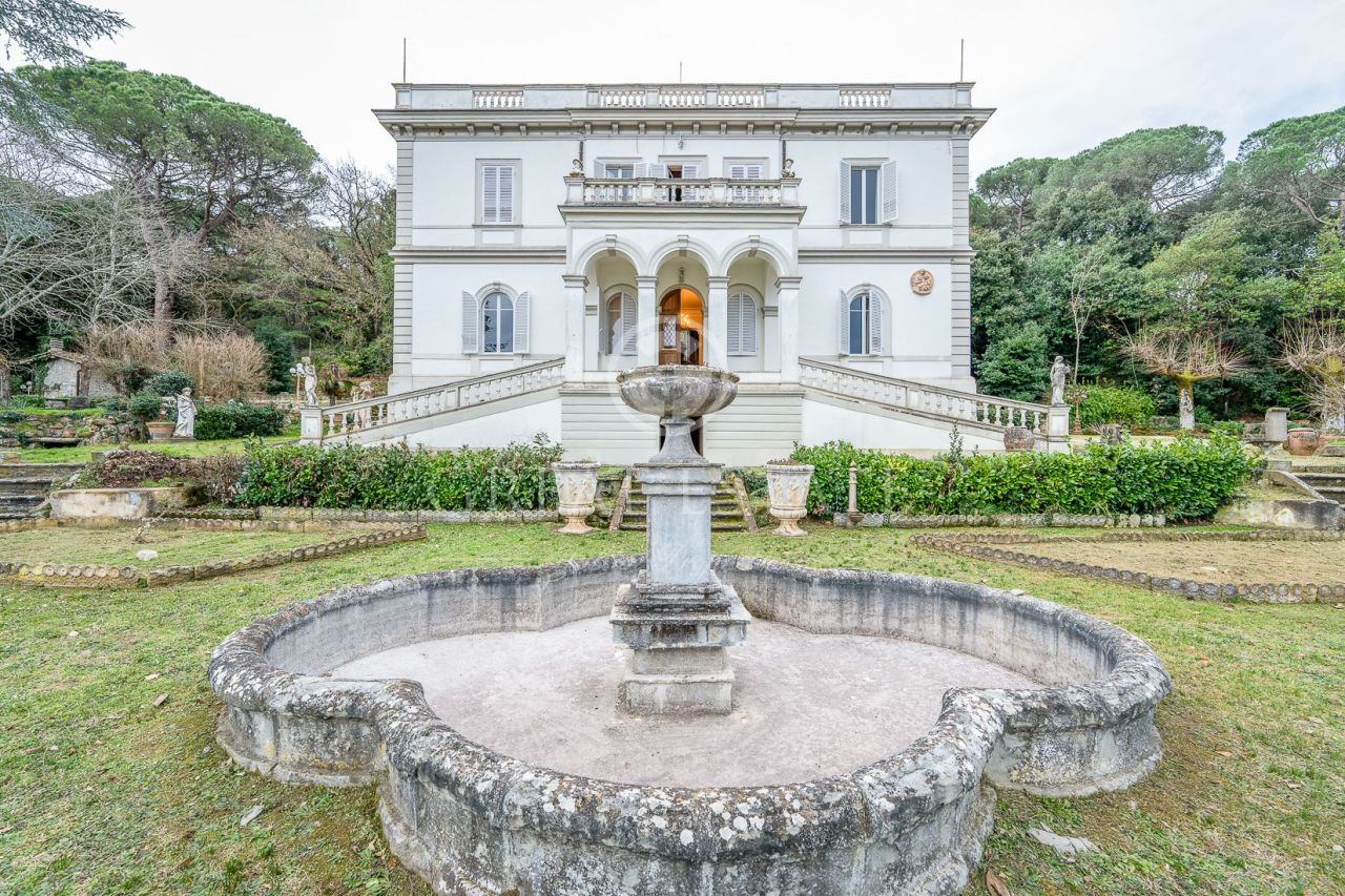 Вилла в Маджоне, Италия, 636.6 м2 фото 2