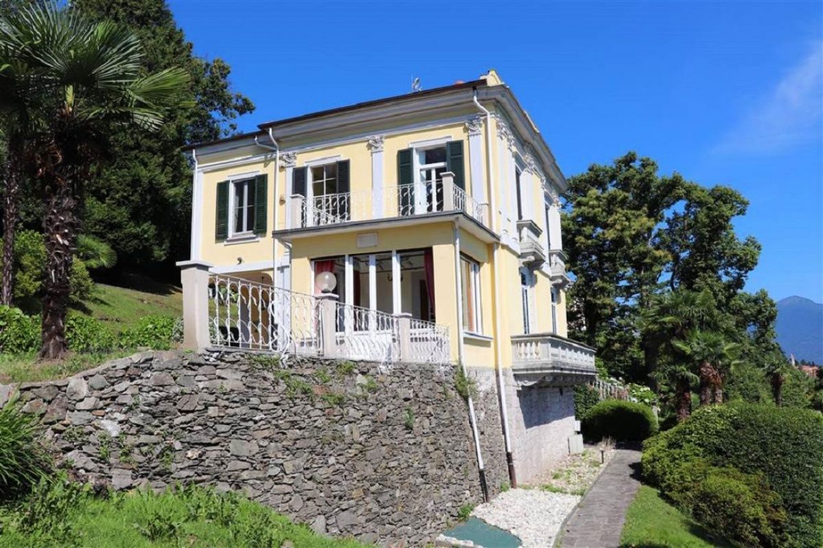 Дом у озера Маджоре, Италия, 280 м2 фото 2