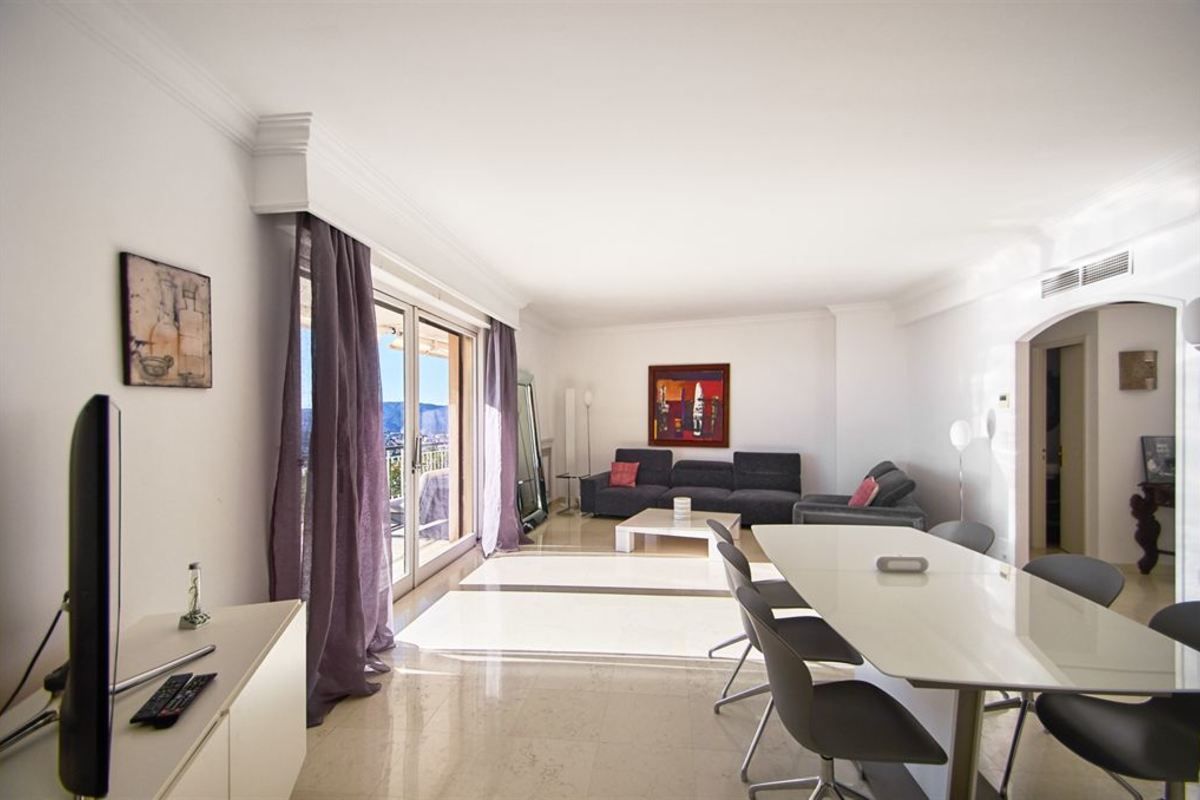 Апартаменты в Каннах, Франция, 110 м2 фото 3