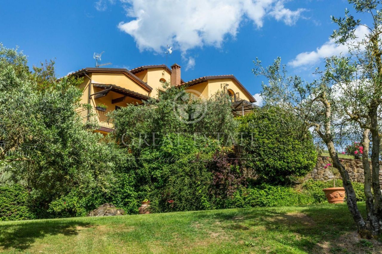 Вилла в Ареццо, Италия, 347.75 м2 фото 4