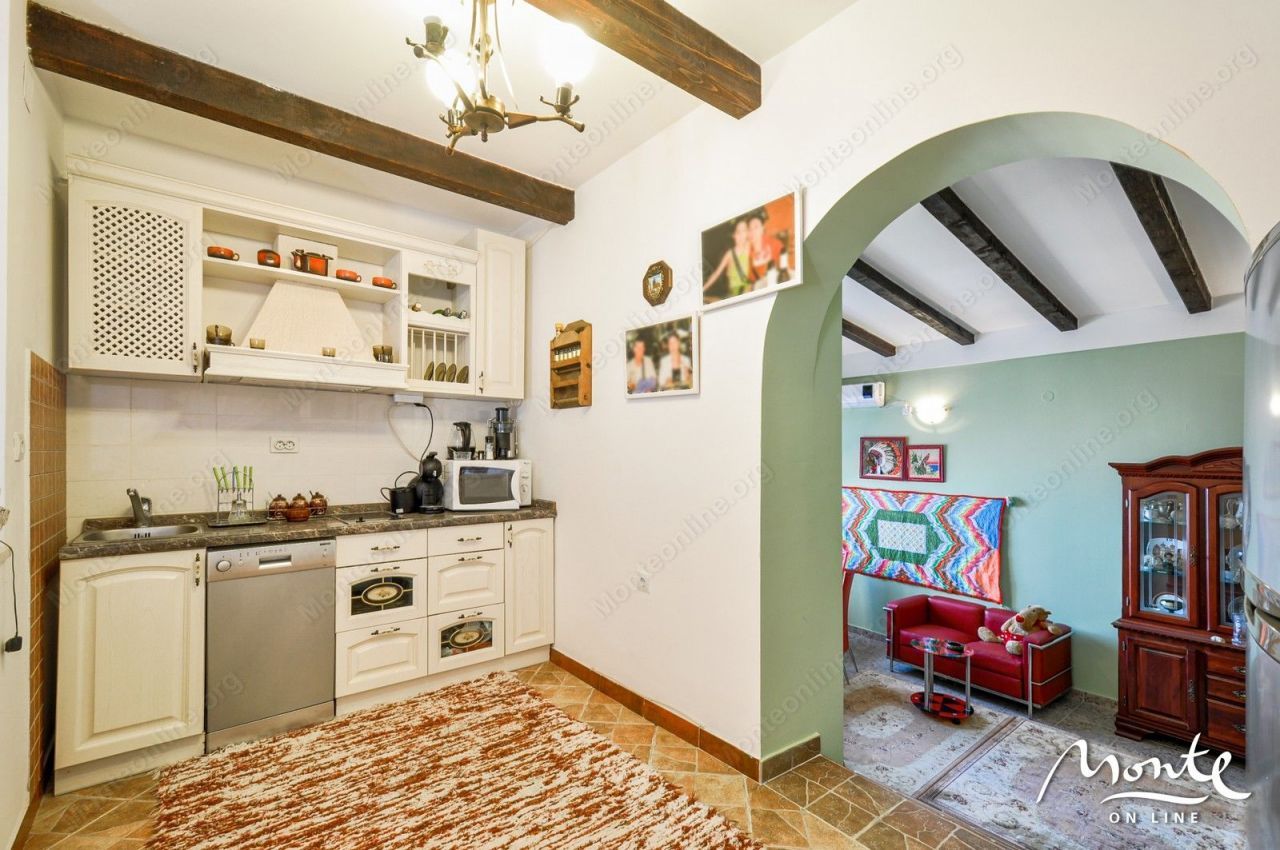 Дом в Тивате, Черногория, 130 м2 фото 5