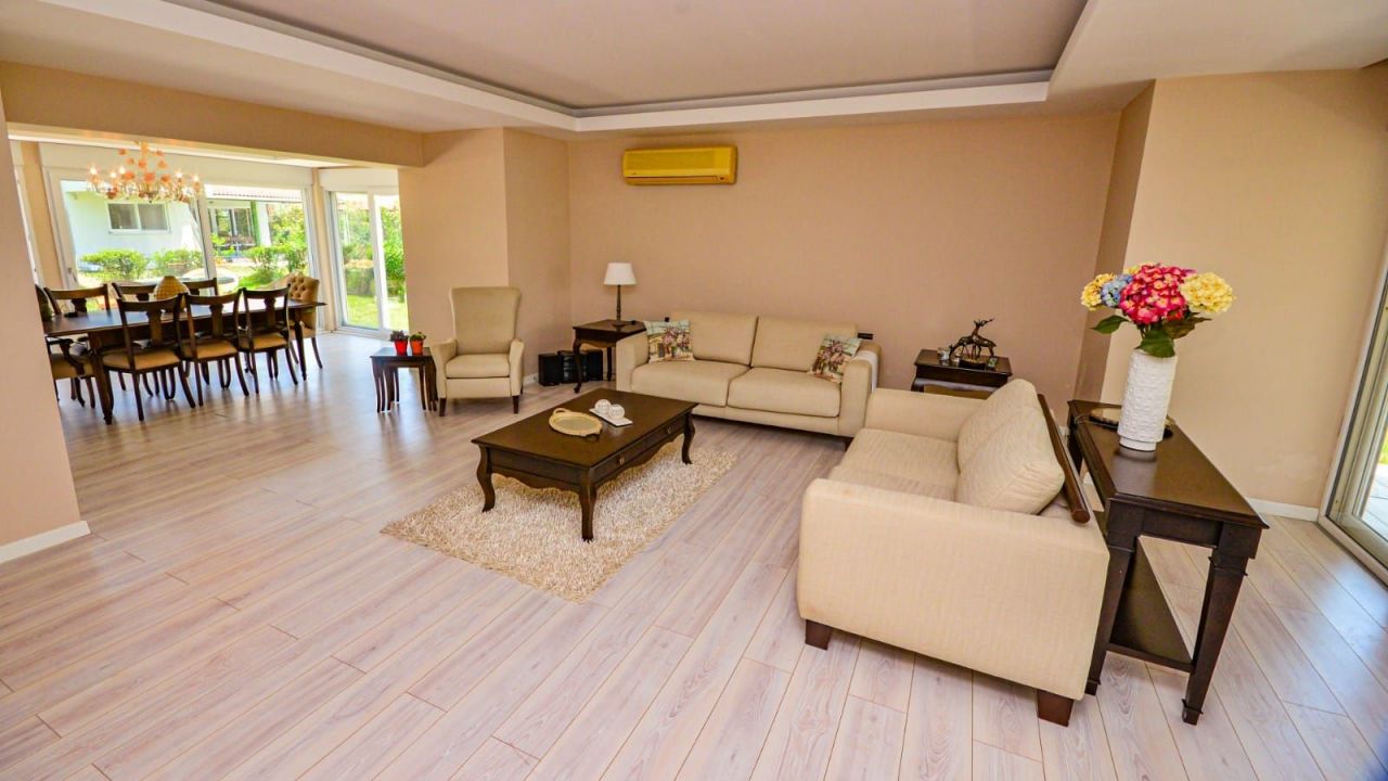 Вилла в Анталии, Турция, 300 м2 фото 5