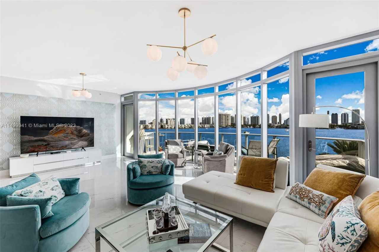 Квартира в Майами, США, 170 м2 фото 2