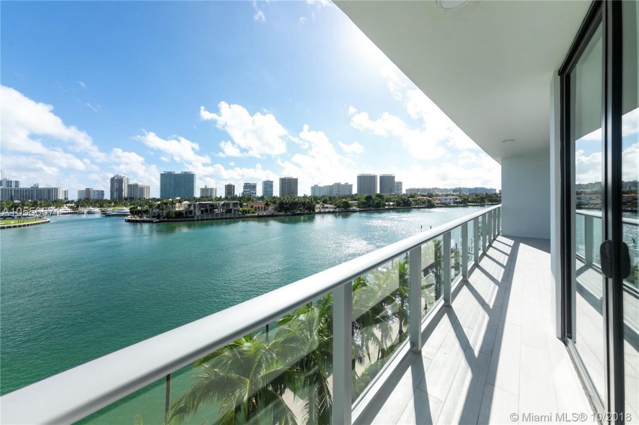 Апартаменты в Майами, США, 2 150 м2 фото 4