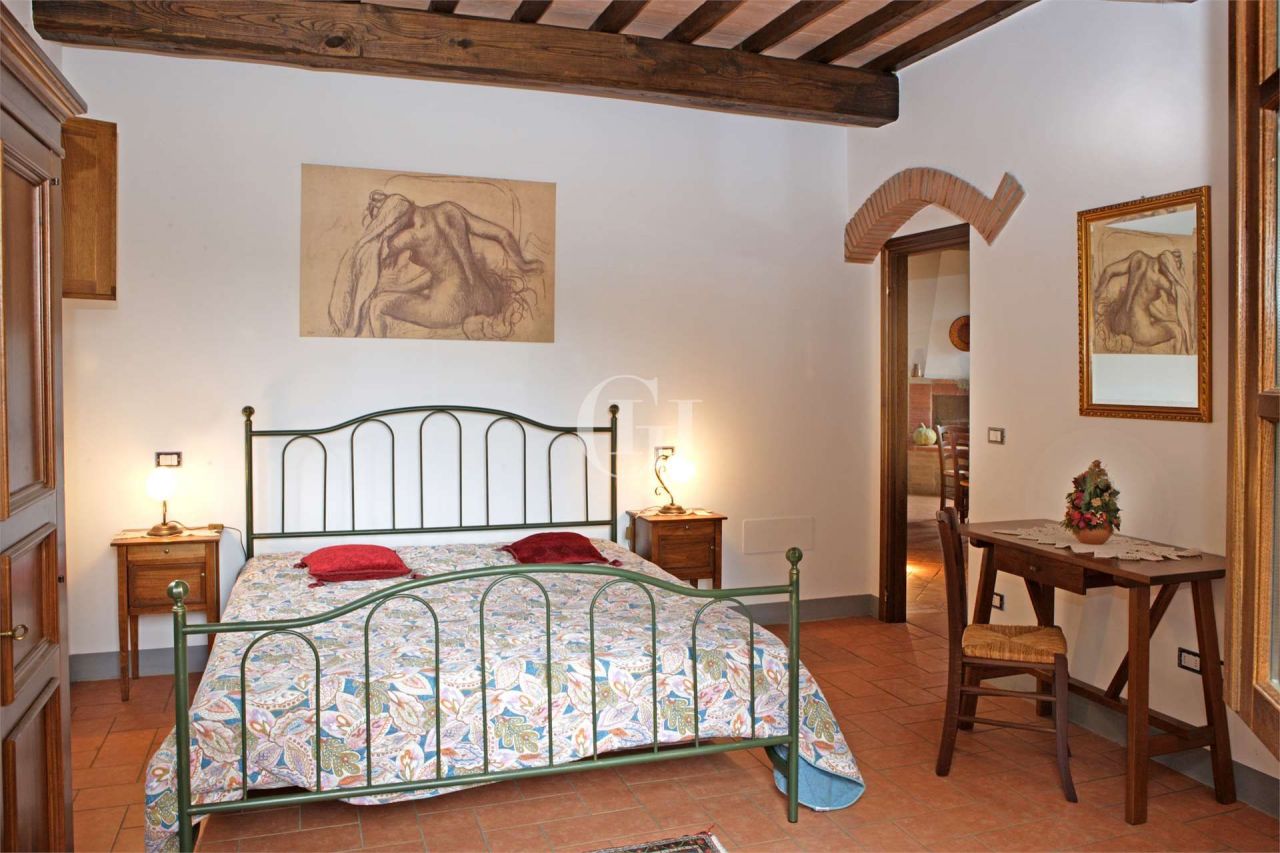 Вилла в Монтекатини-Терме, Италия, 220 м2 фото 4
