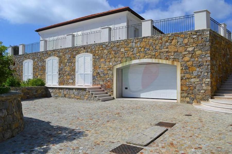 Вилла в Сан-Ремо, Италия, 250 м2 фото 4