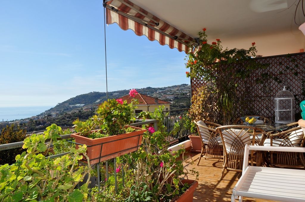 Квартира в Сан-Ремо, Италия, 80 м2 фото 2