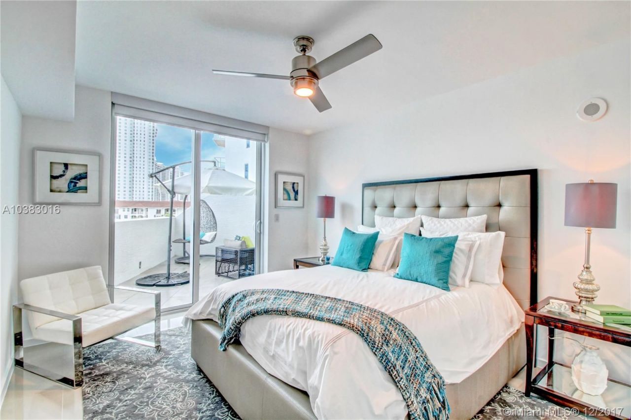 Квартира в Майами, США, 290 м2 фото 2