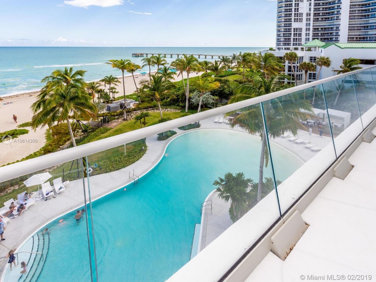 Квартира в Майами, США, 240 м2 фото 2
