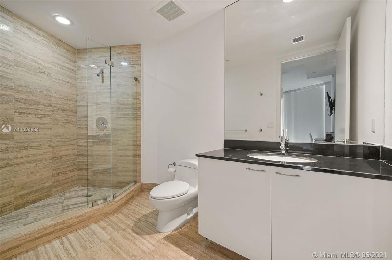 Квартира в Майами, США, 200 м2 фото 4