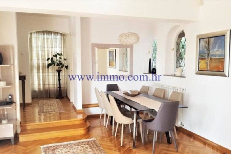 Вилла в Умаге, Хорватия, 470 м2 фото 3
