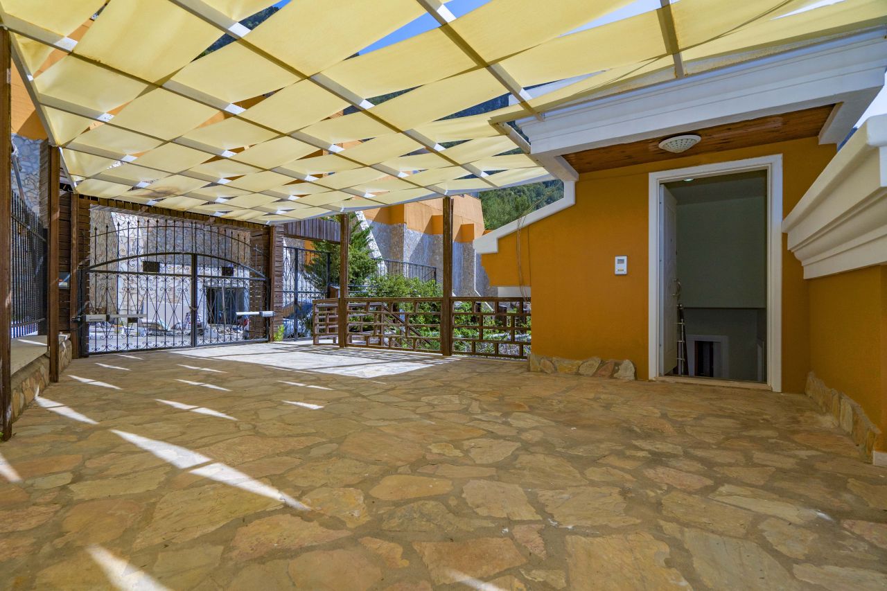 Вилла в Алании, Турция, 300 м2 фото 3