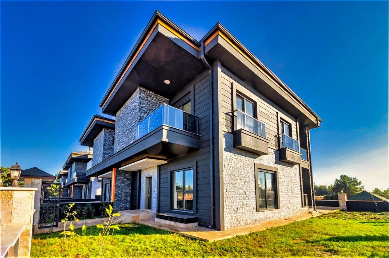 Вилла в Анталии, Турция, 340 м2 фото 2