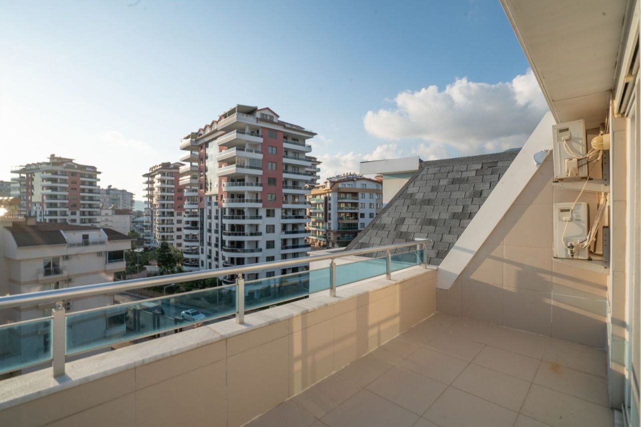 Квартира в Алании, Турция, 210 м2 фото 2
