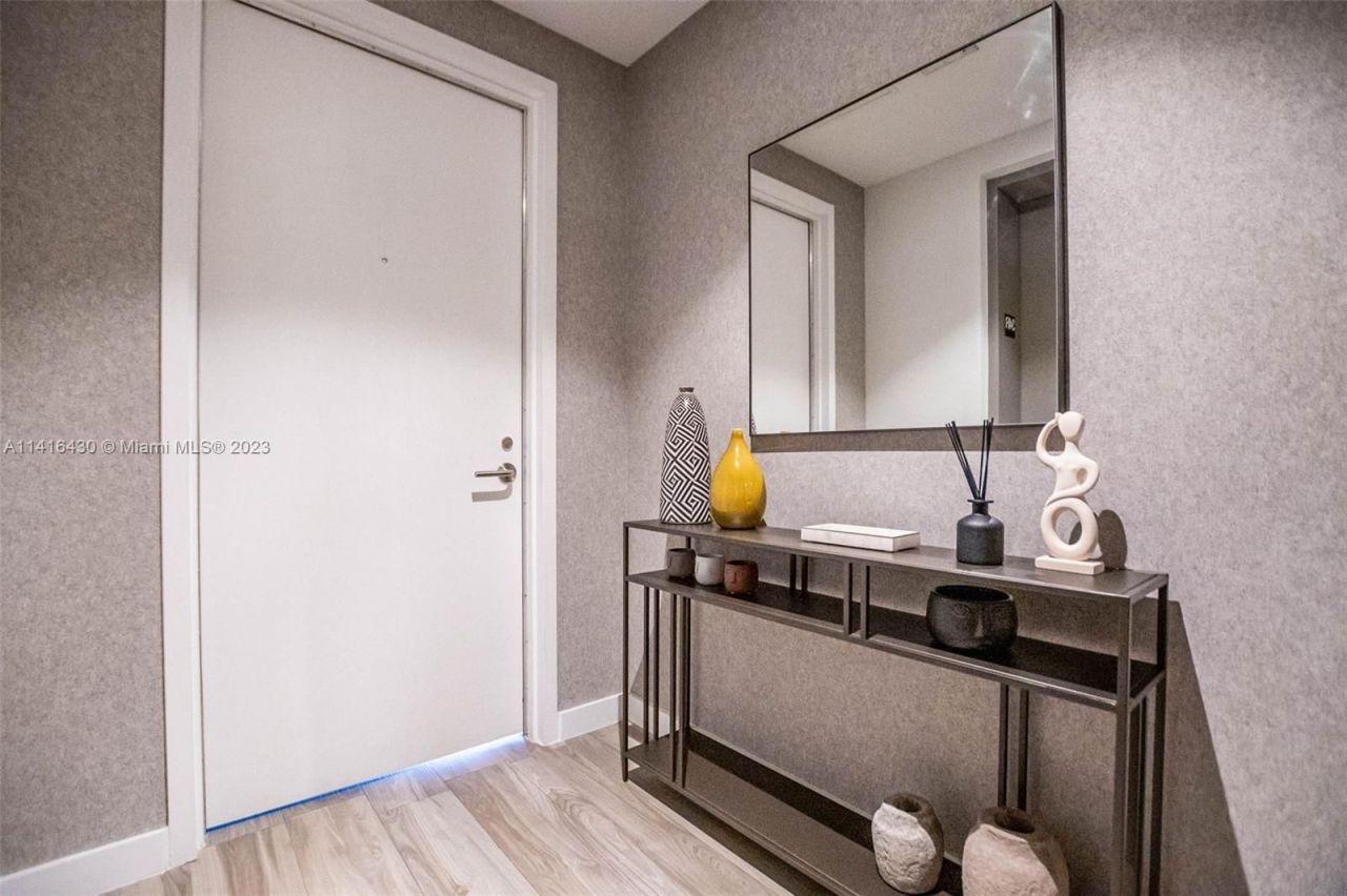 Квартира в Майами, США, 130 м2 фото 2
