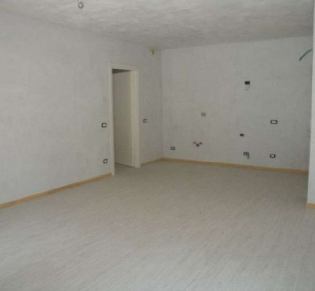 Апартаменты в Вентимилье, Италия, 67 м2 фото 2