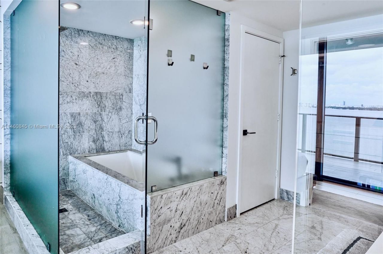 Квартира в Майами, США, 150 м2 фото 4
