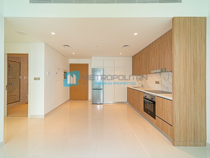 Апартаменты EMAAR Beachfront, ОАЭ, 69.03 м2 фото 4