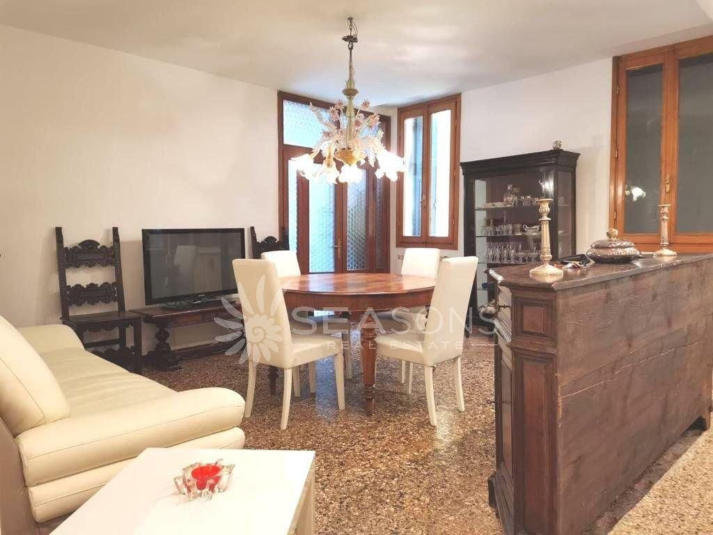 Квартира в Венеции, Италия, 90 м2 фото 4