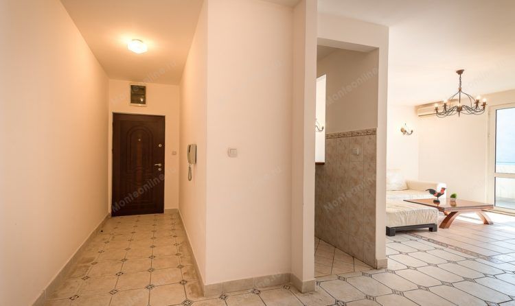 Квартира в Которе, Черногория, 79 м2 фото 3
