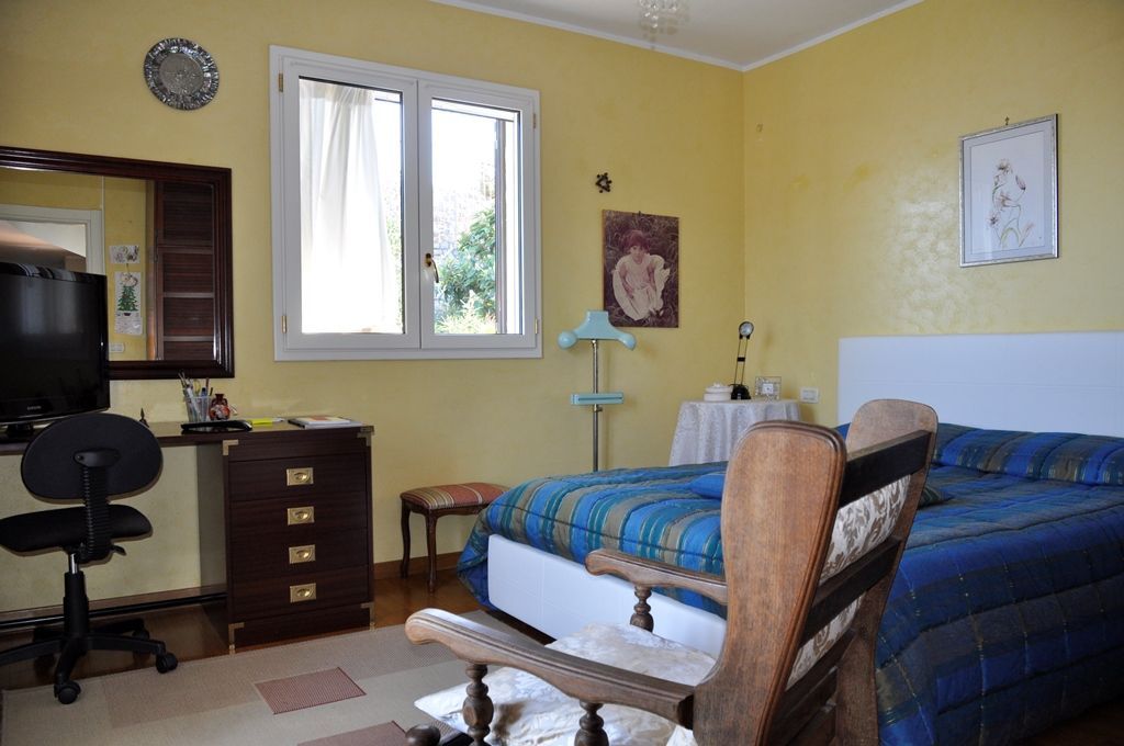 Вилла в Сан-Ремо, Италия, 270 м2 фото 3