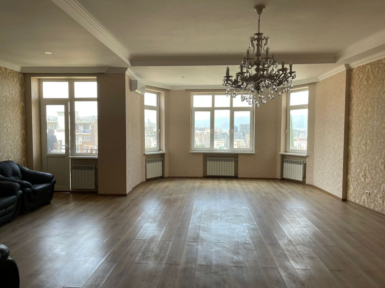 Квартира в Тбилиси, Грузия, 264 м2 фото 2