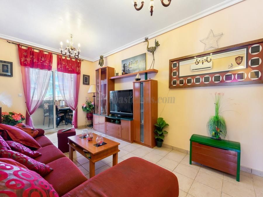 Апартаменты в Ориуэла Коста, Испания, 75 м2 фото 2