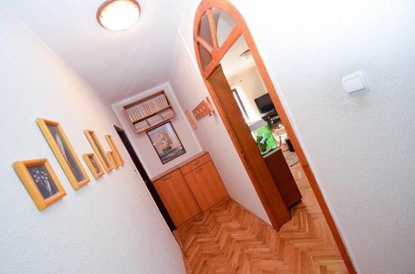 Апартаменты в Доброте, Черногория, 95 м2 фото 3