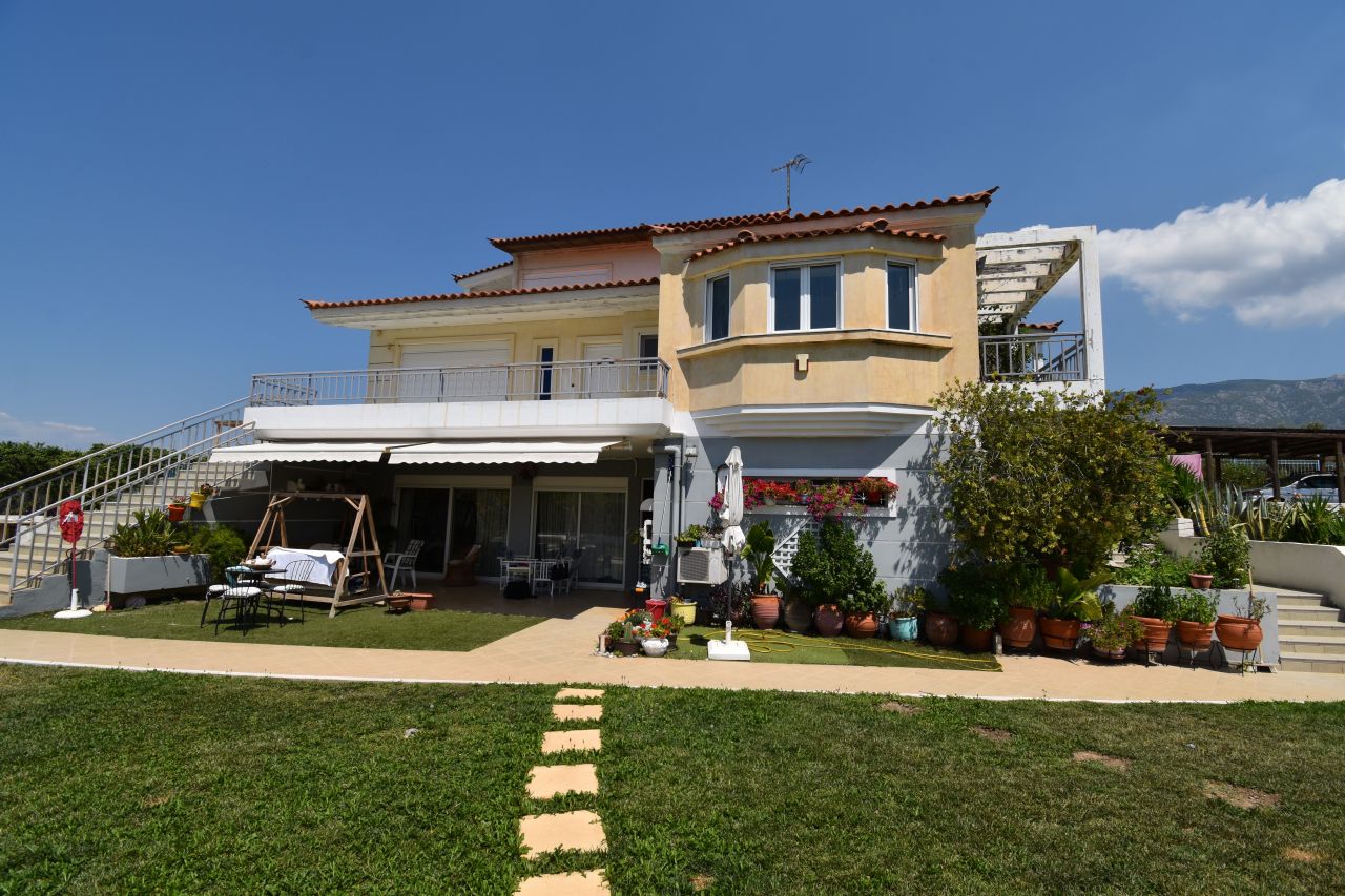 Вилла в Лутраки, Греция, 300 м2 фото 2